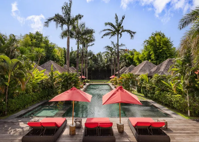 Naty, Luxury 6 Bedrooms Near Villa *