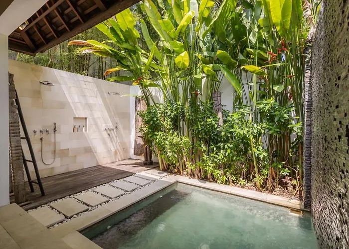 Naty, Luxury 6 Bedrooms Near Villa Canggu